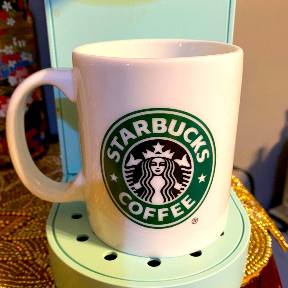 Vintage 2005 Starbucks mug 9 oz